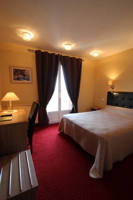 Hotel Le Valaurie Saint-Nazaire  Экстерьер фото